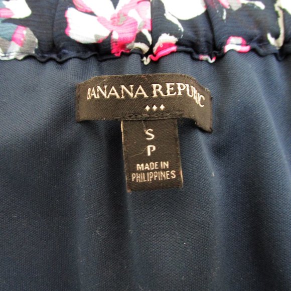 Banana Republic Comfy Pleated Floral Midi Skirt - Picture 5 of 8